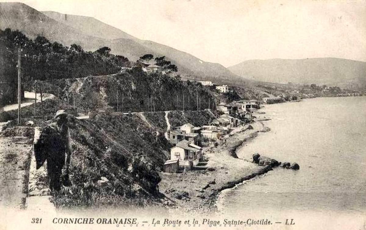 Sainte Clotilde route et plage.jpg